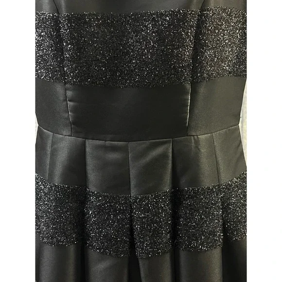 tommy hilfiger dress fit and flare Shop Tommy Hilfiger clothing and handbags at SilkRoll. Trade with us!
